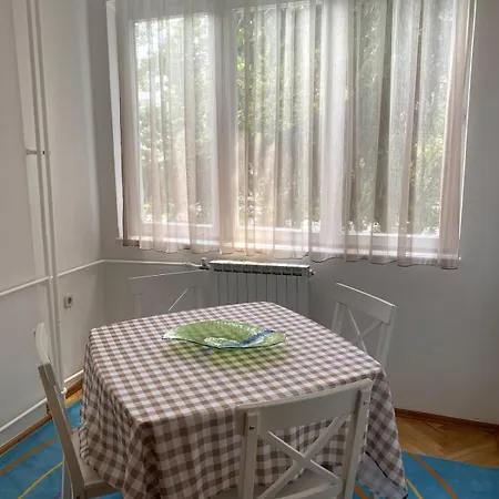 Tzk Lovely 1 Bedroom With Parking Spot Skopie