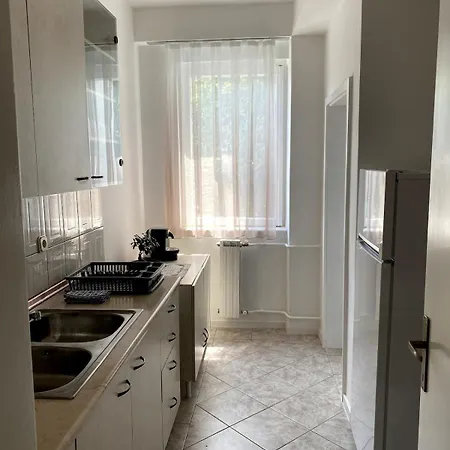 Tzk Lovely 1 Bedroom With Parking Spot