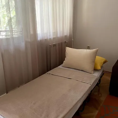 Tzk Lovely 1 Bedroom With Parking Spot Apartman Skopje