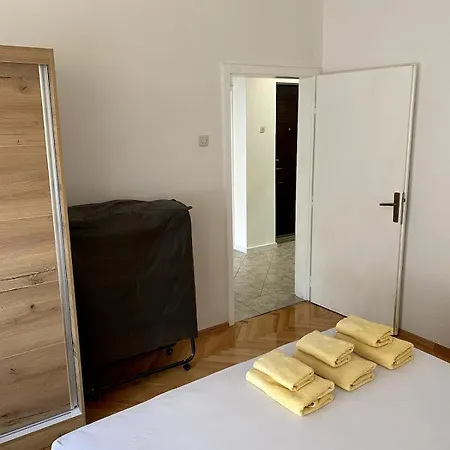 Apartman Tzk Lovely 1 Bedroom With Parking Spot *