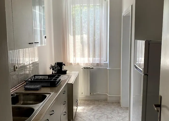 Tzk Lovely 1 Bedroom With Parking Spot