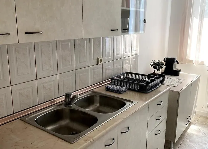 아파트 Tzk Lovely 1 Bedroom With Parking Spot